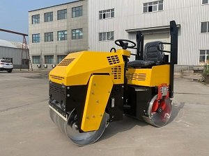 WhatsApp Image 2024-12-09 at 10.29.02 PM Double Roller