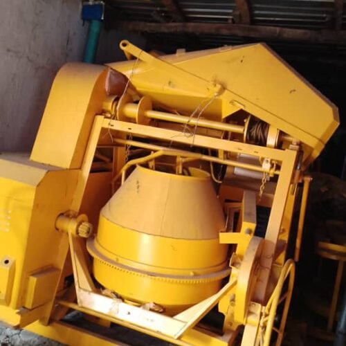 Concrete Mixer with Mechanical Upper Hoist